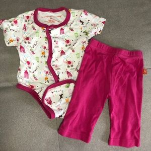 Magnificent Baby Baby-Girls Circus Print (Newborn)